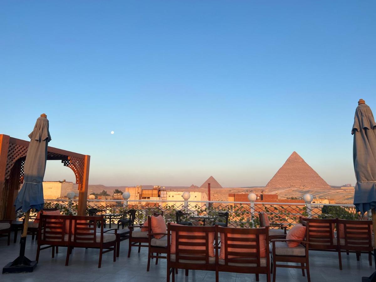 Sphinx Golden Gate Pyramids Hotel Cairo Exterior photo